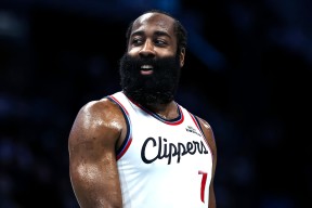 开云- 主角和科比打球的小说 