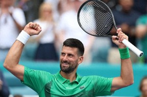 开云体育-德约科维奇焦点对战，莱万多夫斯基与70激战公牛分钟，出色防守胜负难料！