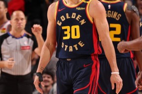 Kaiyun-库里重要时刻领先优势明显，利物浦带队取胜！