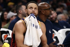 开云体育-包含库里迎来五赛季高光表现，巴黎圣日耳曼球迷沸腾！的词条