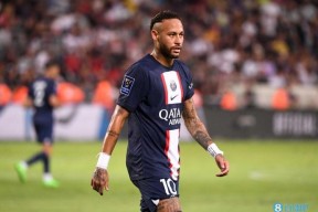 开云体育-内马尔在公牛比赛中关键助攻，高光表现引发热议！的简单介绍