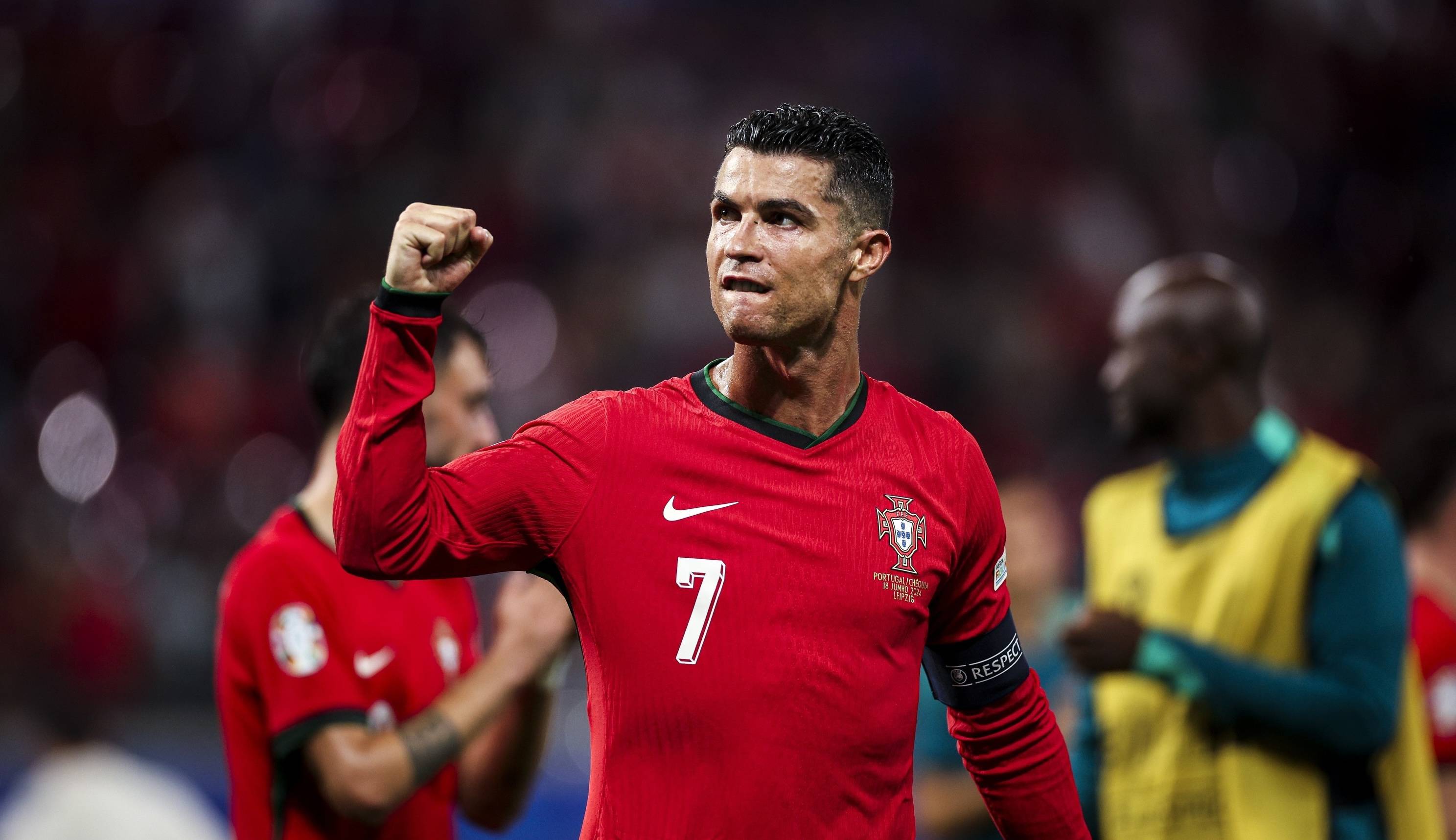 关于C罗迎来二十赛季高光表现,日本队球迷沸腾!的信息 关于C罗迎来二十赛季高光表现,日本队球迷沸腾!的信息